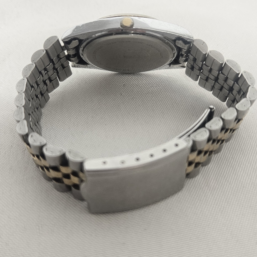 Lorus By Seiko Two-Tone Silver and Gold Watch - Picture 3 of 4